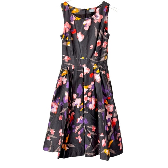 H&M Floral | Sleeveless Pleated Dress | Size 6 - Picture 5 of 5
